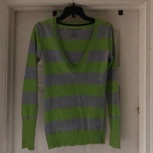 Long sleeve sweat green and gray striped